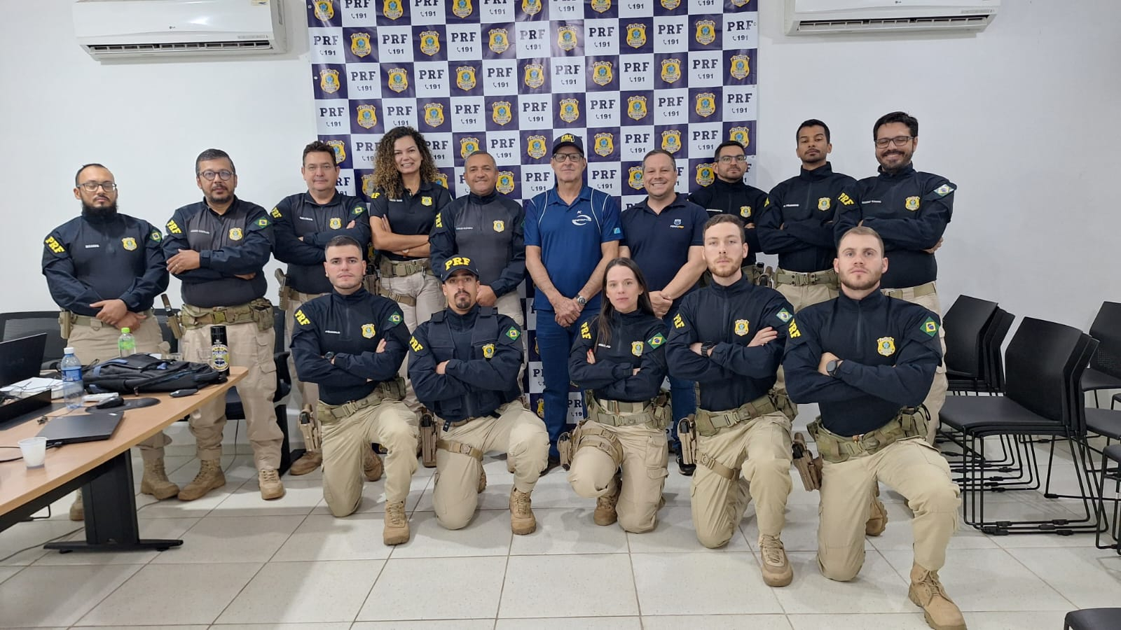 SINPRF/MS realiza visita institucional à Delegacia de Coxim e dialoga com novos policiais