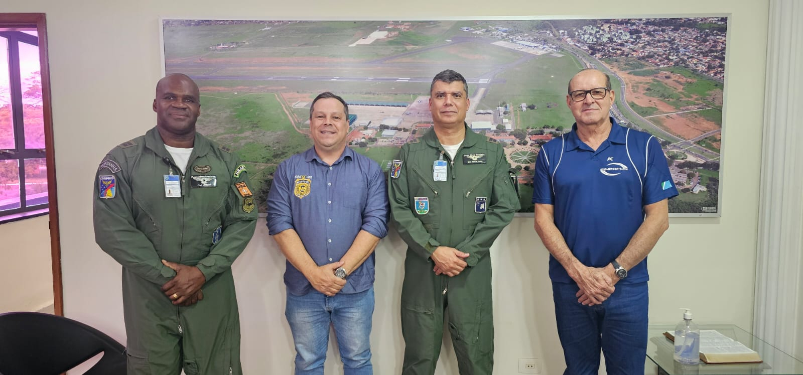 Presidente do SINPRF/MS visita Base Aérea de Campo Grande