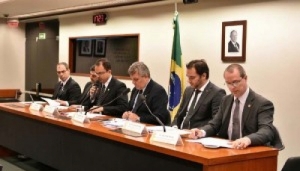 FenaPRF participa de audiência na Câmara para discutir integração na Segurança Pública