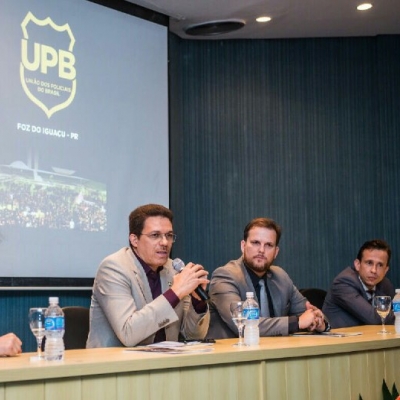 Presidente da FenaPRF participa de debate contra a PEC 287, em Foz do Iguaçu 